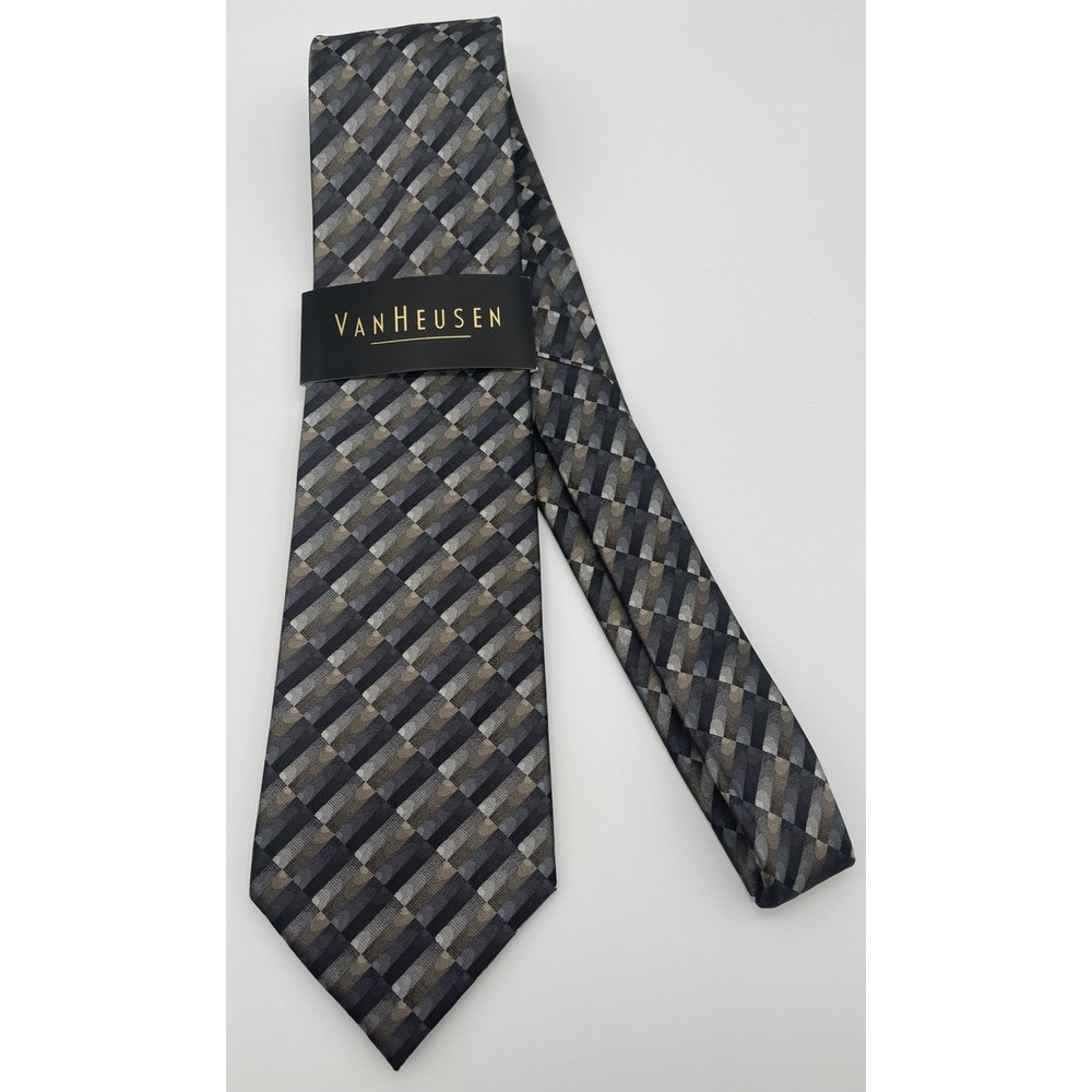 New Van Huesen Hand Made Stain Resistant Tie 59" x 3.5" Neck Tie NWT